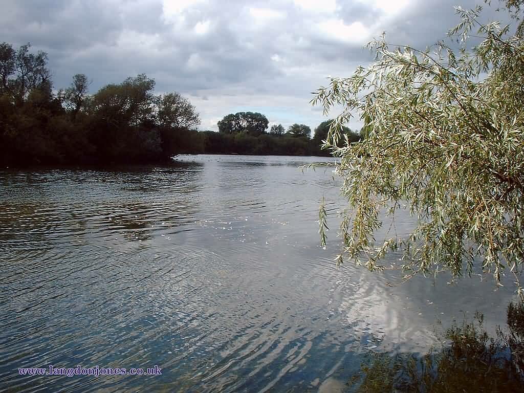 Bowyers Water, North London